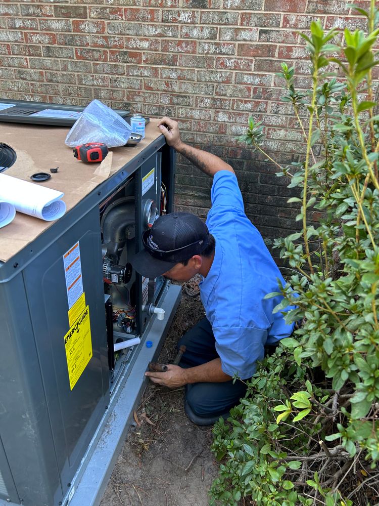 HVAC for SS Refrigeration, Heating and AC in Hope Mills, NC