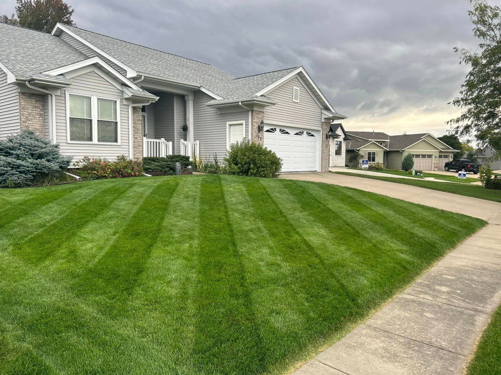 Our lawn care service offers professional maintenance to keep your yard looking beautiful year-round. From mowing and mulching to fertilizing and weed control, we have all your landscaping needs covered.

Service Types:
- Mowing/Trimming
- Soil Samples
 for Weeds Lawn Care & Landscaping LLC  in Hiawatha, IA