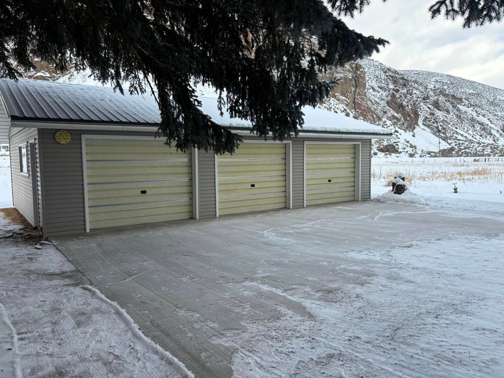 Service for Salmon River Garage Door LLC in Challis, ID