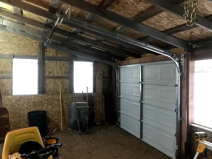 All Photos for 423 Garage Doors in Signal Mountain, Tennessee