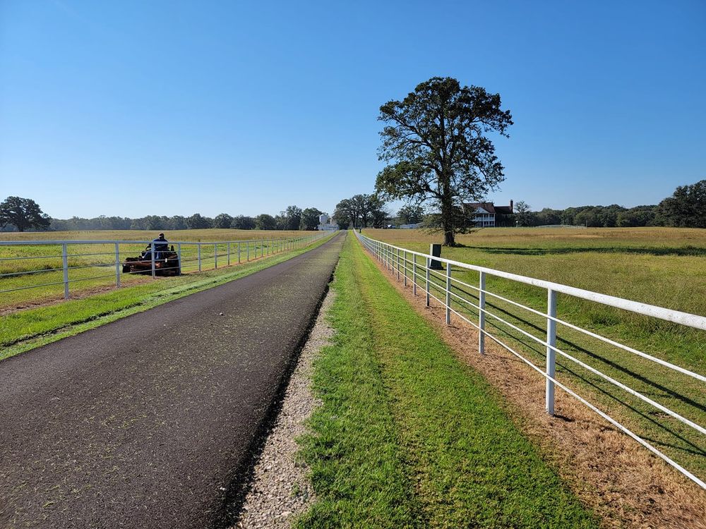 Lawn Care for Ornelas Lawn Service in Lone Oak, Texas