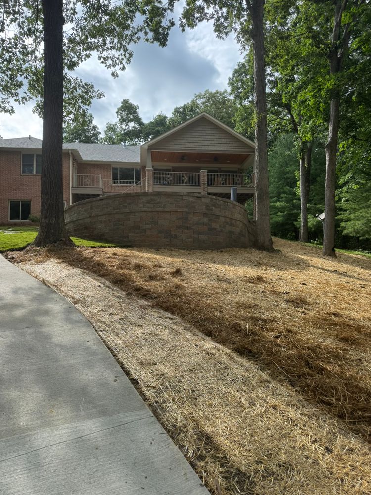 All Photos for Mayfield Landscaping in Staunton, IL