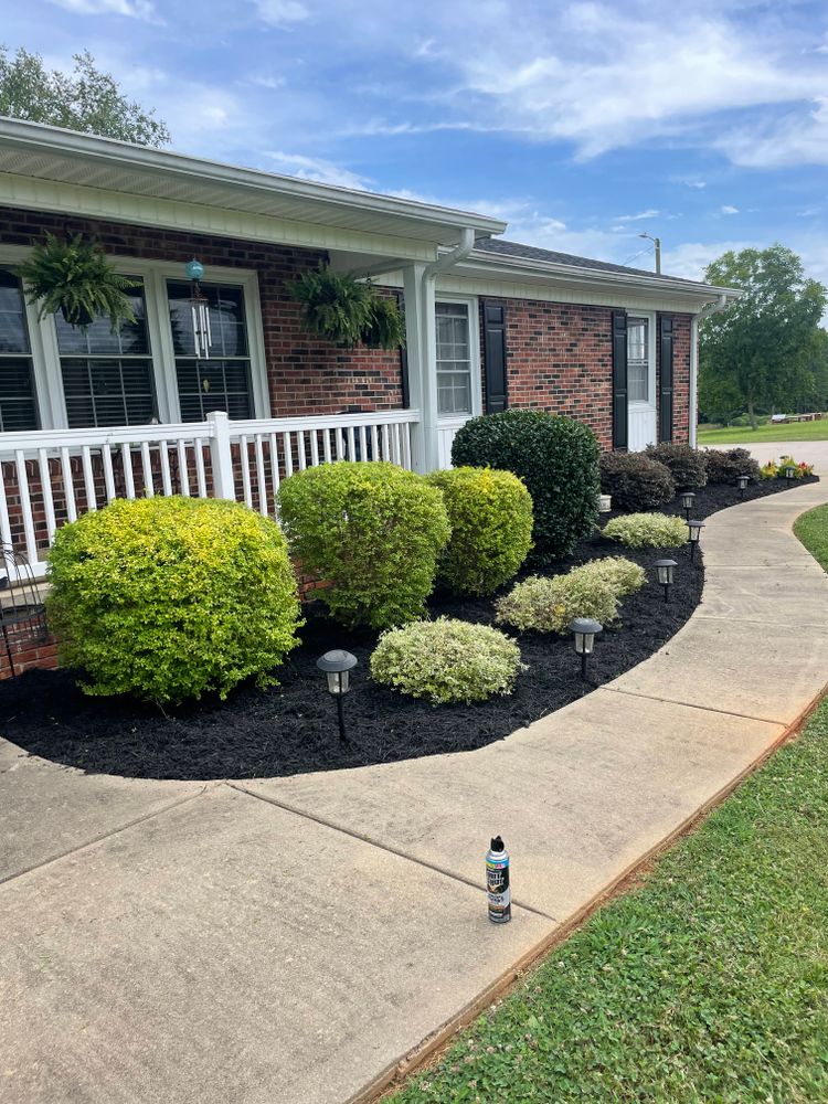 All Photos for Palmetto State Landscaping in Gaffney, SC