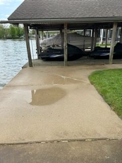 Driveway  for X-treme Pro Wash in Huntsville, OH