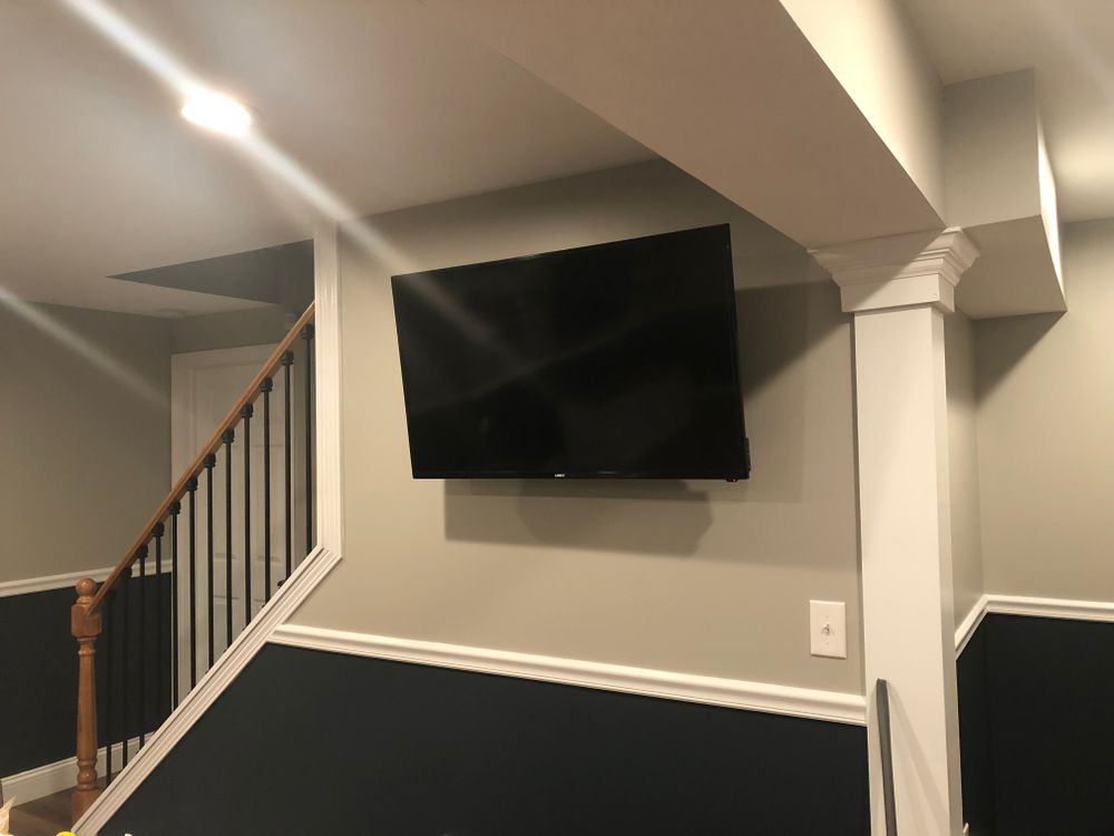 All Photos for Laura Mae Properties in Wolcott, CT