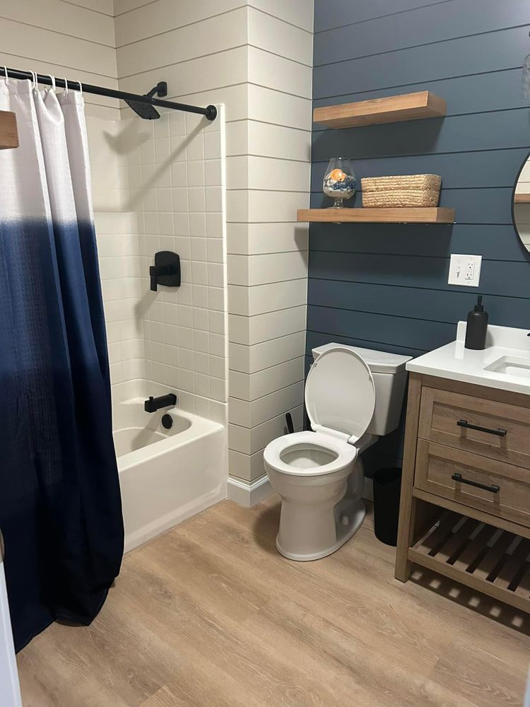 All Photos for Laura Mae Properties in Wolcott, CT