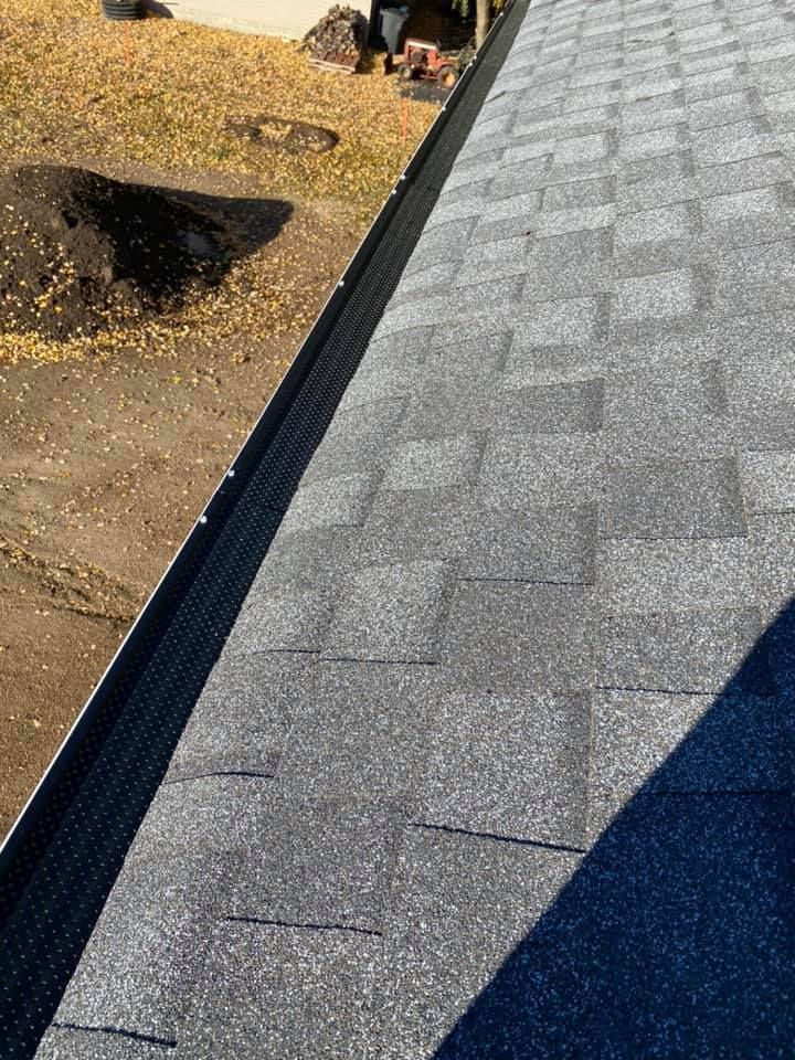 Our specialized leaf guards are designed to prevent clogged gutters, ensuring efficient water drainage, protecting your home from water damage. Trust us for effective gutter maintenance solutions. for Horns Seamless Gutters and Leaf Guards in Huntington,, IN