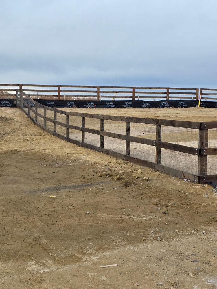 All Photos for Bullpit Fencing in Lochbuie, CO