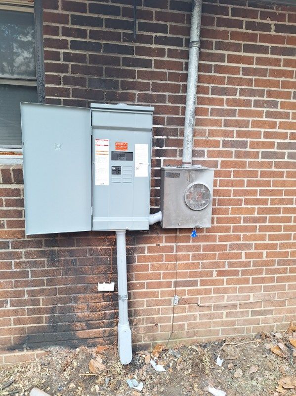 All Photos for Flash Gordon Electric LLC in Hope Mills, NC