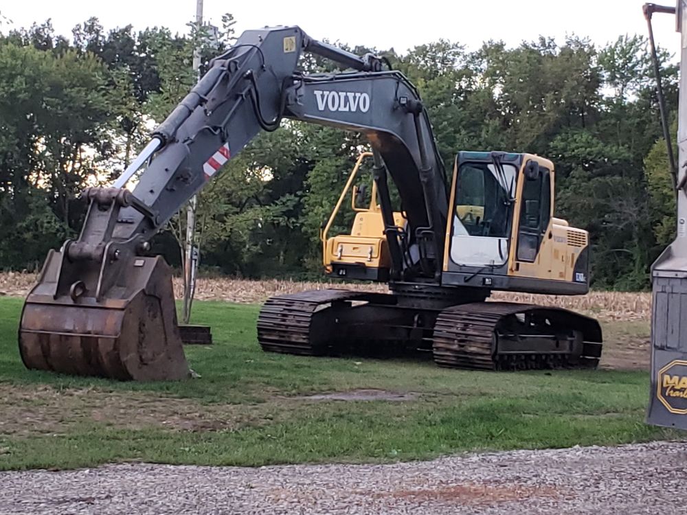All Photos for BDS Trucking & Excavating in Litchfield, IL