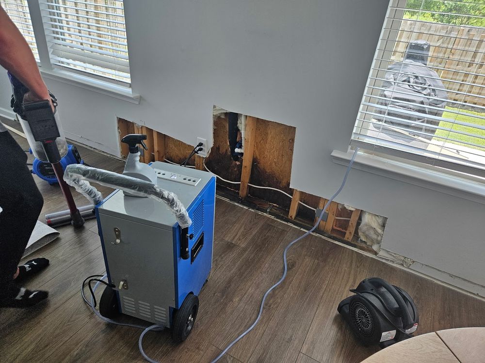 Our Water Extractions Full Dry-Outs service efficiently removes excess water from your property, ensuring thorough drying and minimizing potential damage caused by moisture. for Southern RustiQ Restoration in Atlanta, GA