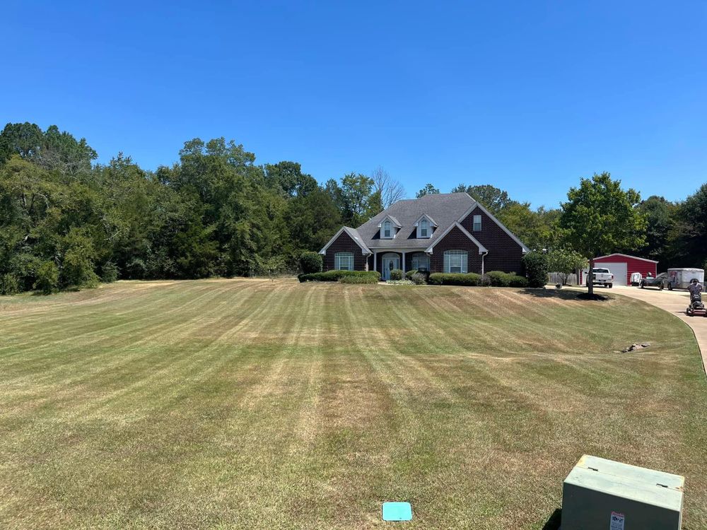 Lawn Care for Spectacular LawnScapes in Olive Branch, MS
