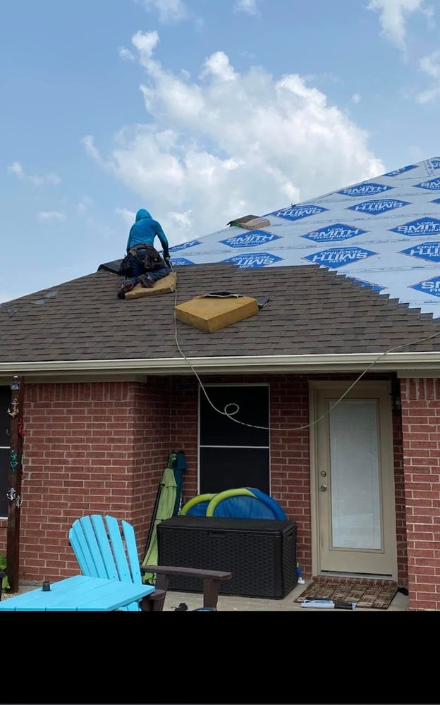 Our expert team provides top-notch asphalt shingles roofing repair services, ensuring durability and longevity for your home. Trust us to reinforce and enhance the protection of your property with quality craftsmanship. for White House Contractor LLC in Wayne, NJ