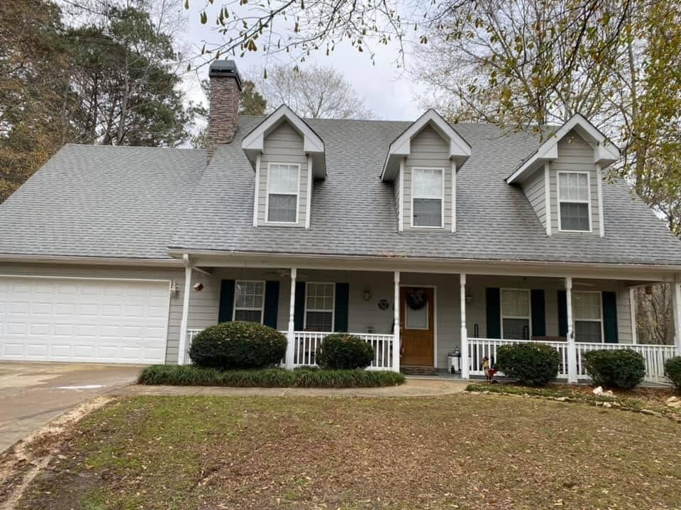 Pressure Washing & Soft Wasching for Five Star Pro Exteriors in Philadelphia, PA