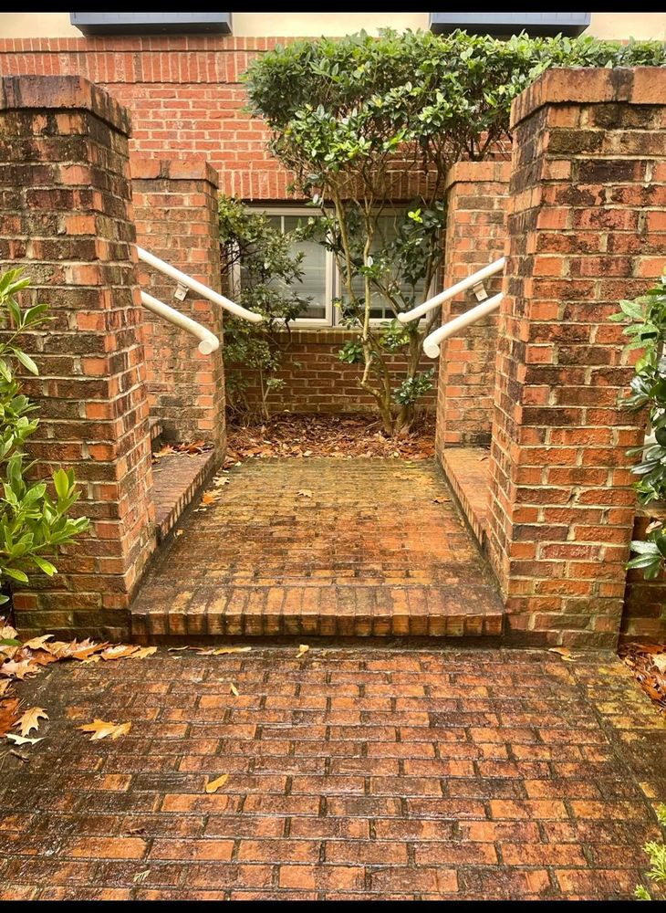 Pressure Washing for Rays Pressure Washing in Peachtree, GA