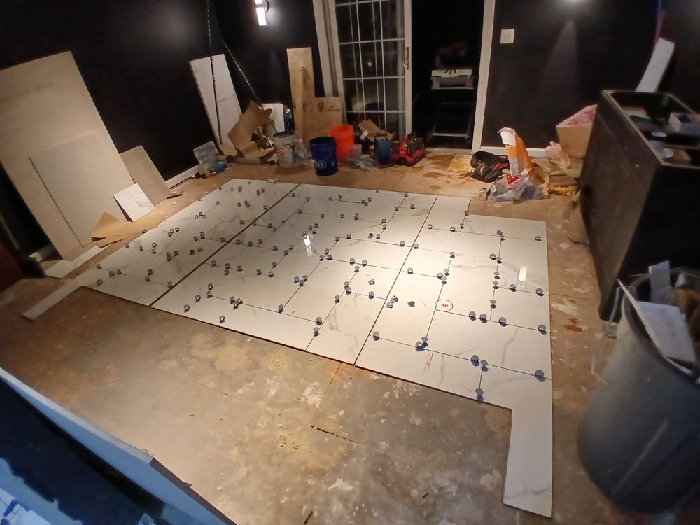 Makanda master and full bath for Dead Tree General Contracting in Carbondale, Illinois