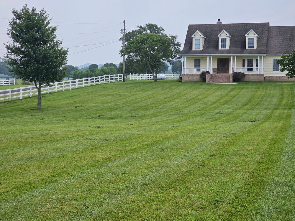 Lawn Care for Lawnscapers TN in White House, TN