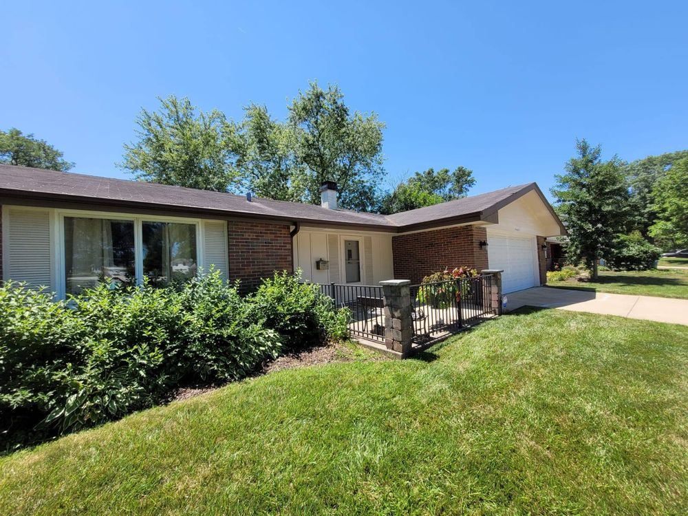 All Photos for Eagle Five Stars Painting in Brazos Valley, TX