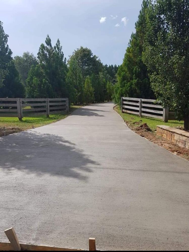 Concrete for Texas Fence & Outdoors LLC in Friendswood, TX