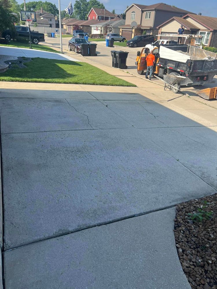   Concrete for Luna Dynasty Concrete in Chicago, IL