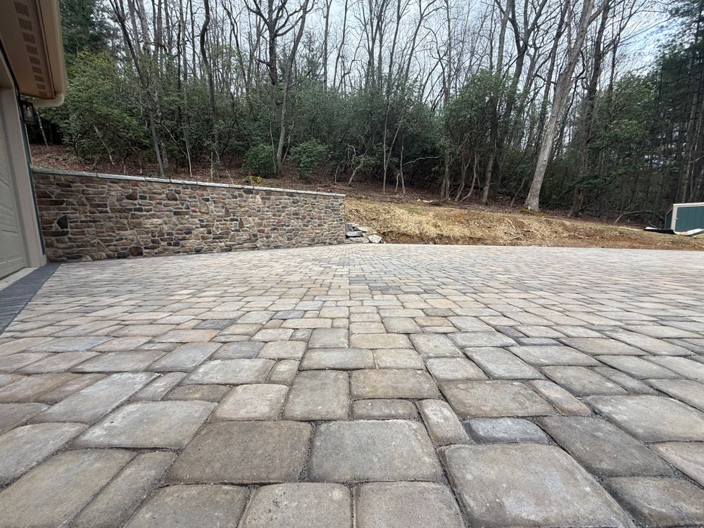 Retaining walls & grading for JV Painting Services LLC in Hendersonville, NC