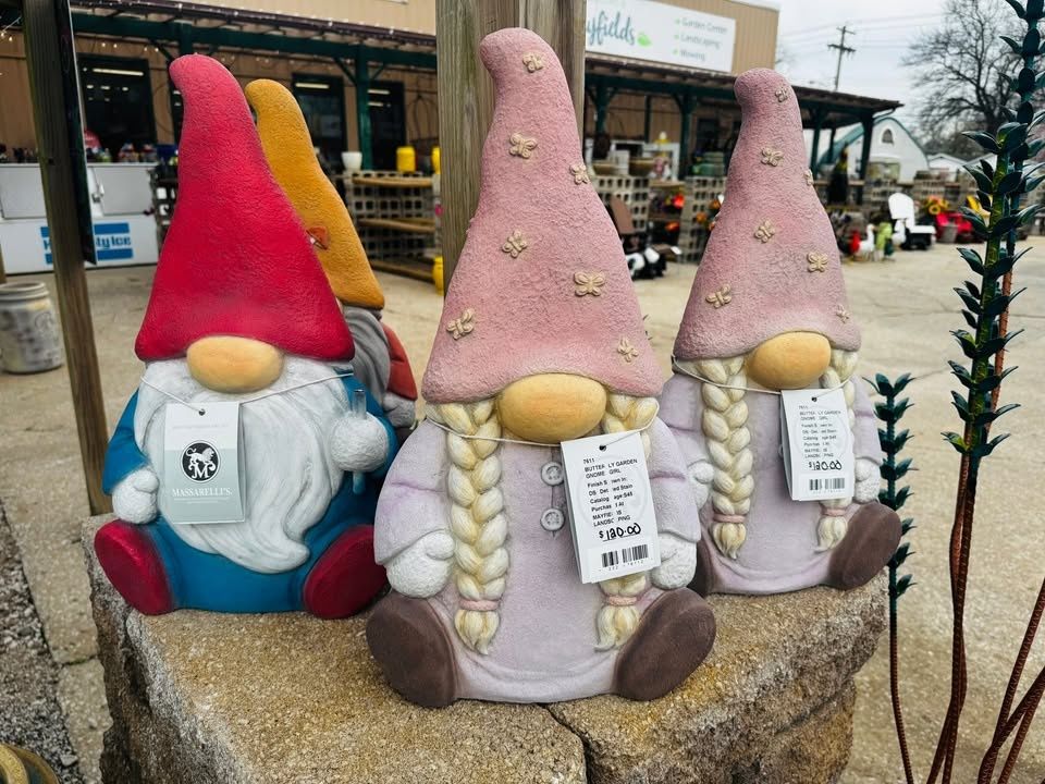 All Photos for Mayfield Landscaping in Staunton, IL