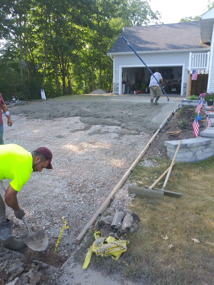 O&M Concrete team in Racine, WI - people or person