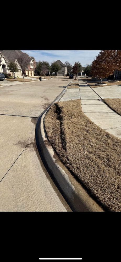 Mowing for Joandi's Lawn & Landscaping Service in Haltom City, TX