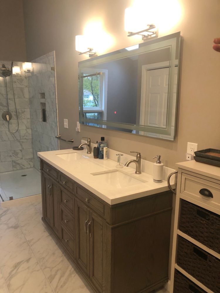 All Photos for Laura Mae Properties in Wolcott, CT