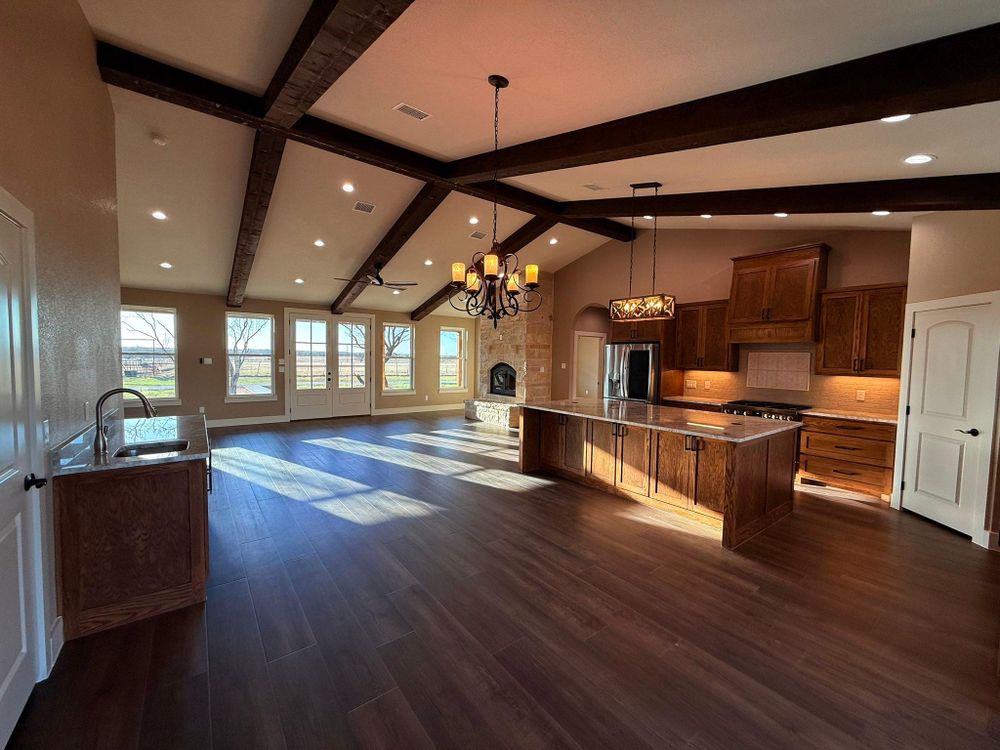 All Photos for Reaves Custom Homes LLC in Jacksboro , TX