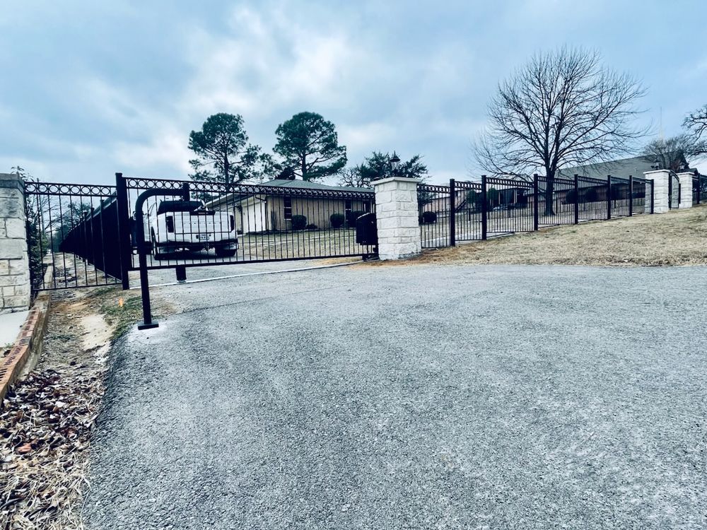 Our gate installation and repair service offers homeowners expert solutions to secure their properties. From custom gate designs to efficient repairs, we ensure safety and functionality for every entrance. for CCT Construction Group in Dallas-Fort Worth Metropolitan Area, TX