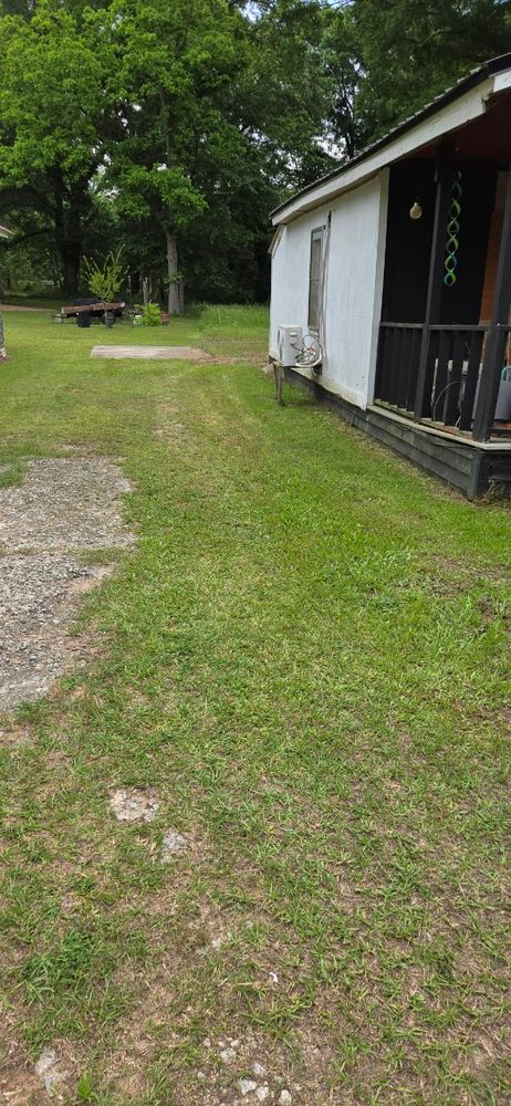 All Photos for Fresh Cut Yard & Lawn Care LLC in Forsyth, GA