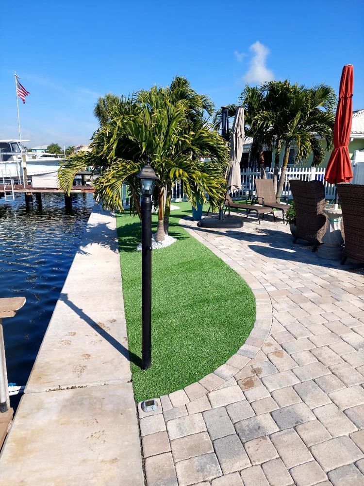 Landscaping for Team Tolson Landscape in Tampa Bay, FL