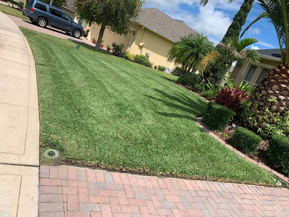 Lawn Care for Tolliver’s landscape LLC in Palm Bay, FL