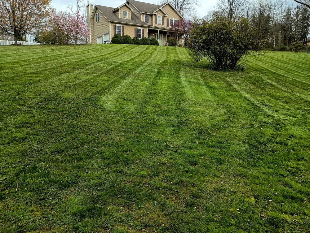 All Photos for Scott's Lawn Care and Landscaping LLC in Modena, NY