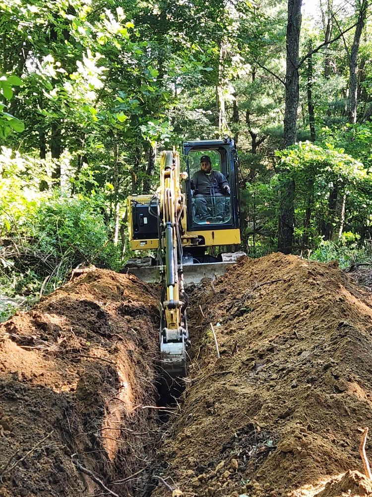 Our Oil & Gas Projects service helps homeowners navigate agreements, land access, surface use, and compensation with confidence, protecting property interests while coordinating smoothly with energy companies and project stakeholders. for Dead On Energy in Bloomingdale, OH