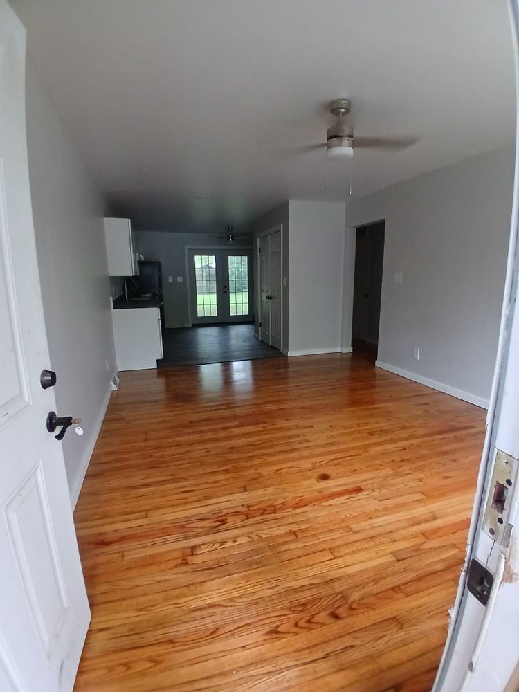 Duplex in Carbondale for Dead Tree General Contracting in Carbondale, Illinois