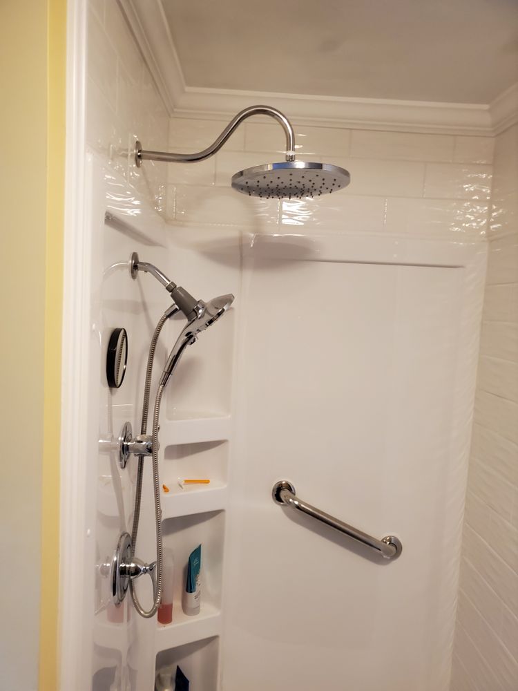 Bathrooms and showers for John Colvin's Home Improvement in Modoc,  IN