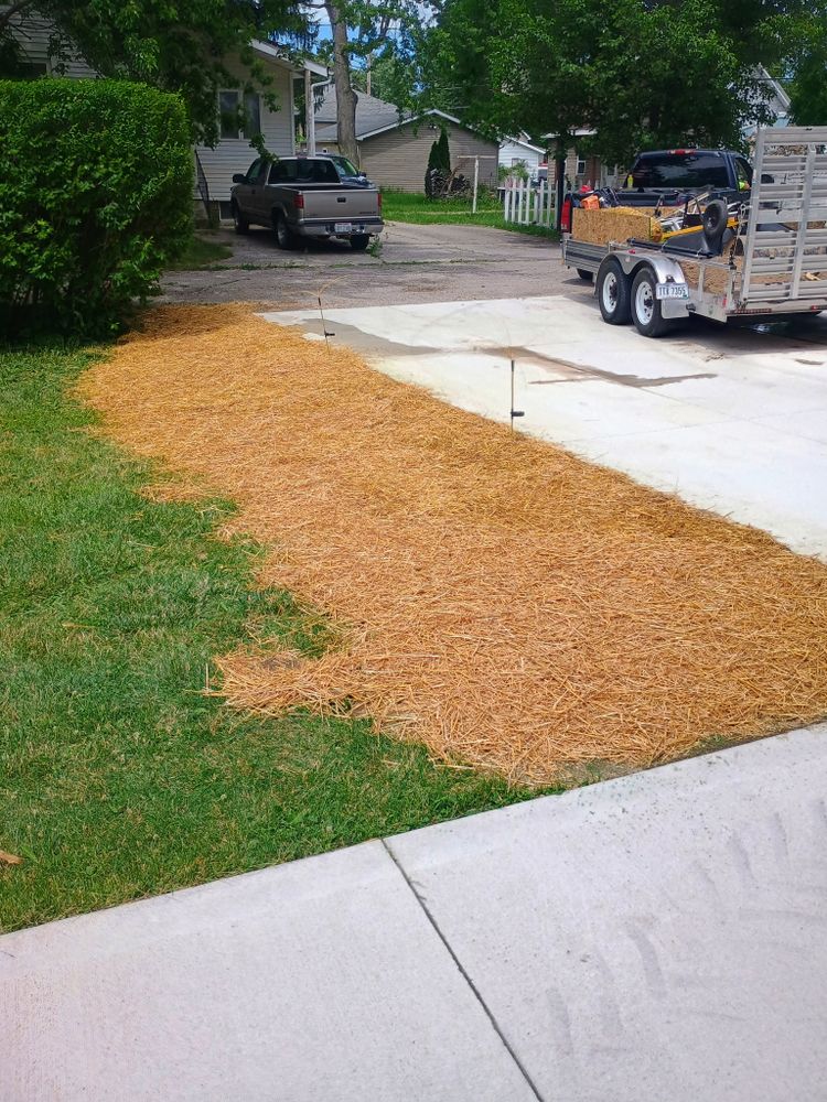 All Photos for R&M Lawn Control in Defiance, OH