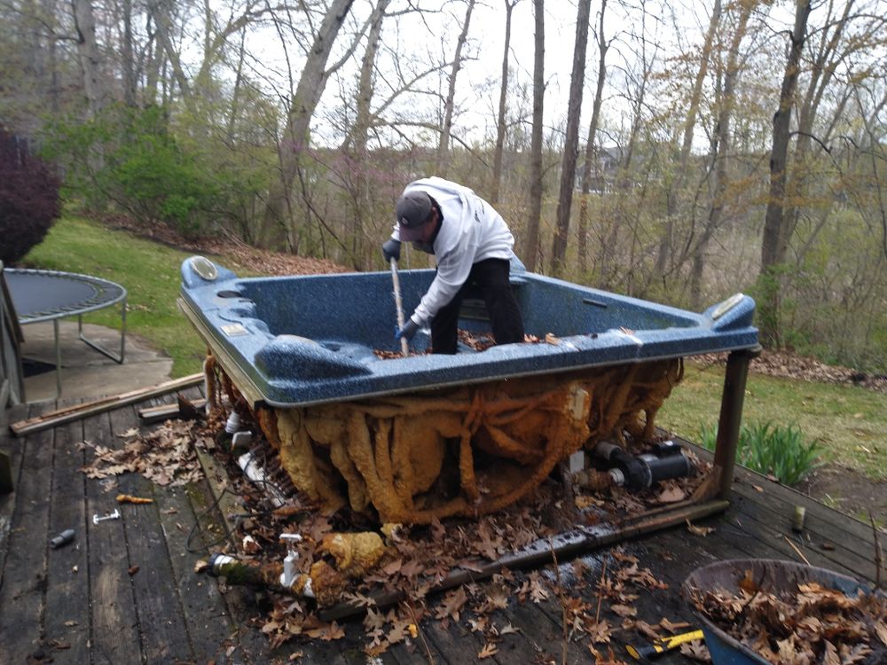 Haul Away for Blue Eagle Junk Removal in Oakland County, MI