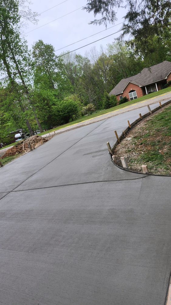 Our Sidewalk Installation service offers durable, aesthetically pleasing concrete walkways, enhancing your home's curb appeal while ensuring safety and longevity. Trust our expert team for efficient installation and quality craftsmanship. for Mr. Concrete Outdoor Services LLC in Nashville, TN