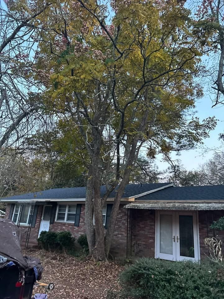 All Photos for Red's Roofing & Construction in Lee County, GA