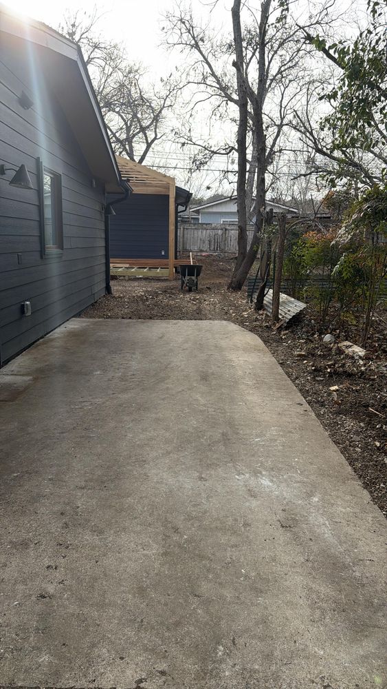 Fontana  for Green Pastures Lawn Care in Bastrop, TX