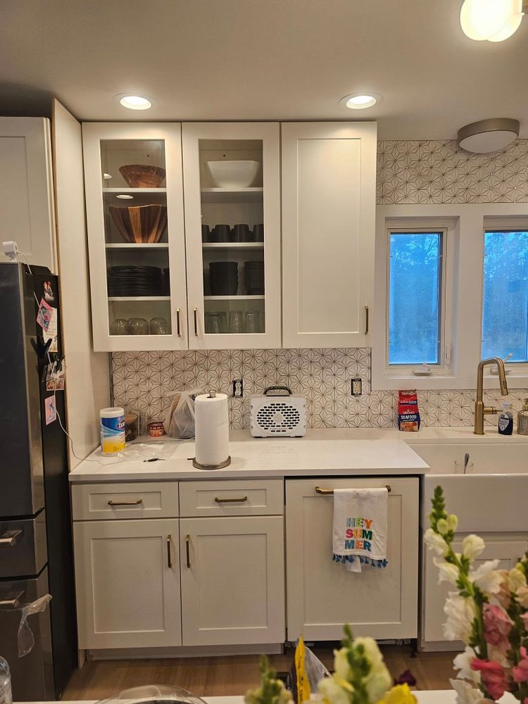 Interior Renovations for DL Construction & Flooring in Morehead City, NC
