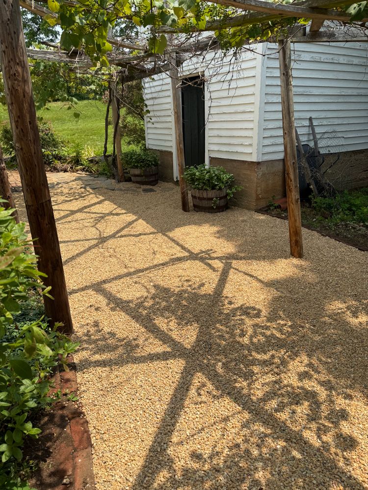 Landscaping for Chiles Lawn & Landscaping in Gordonsville, VA