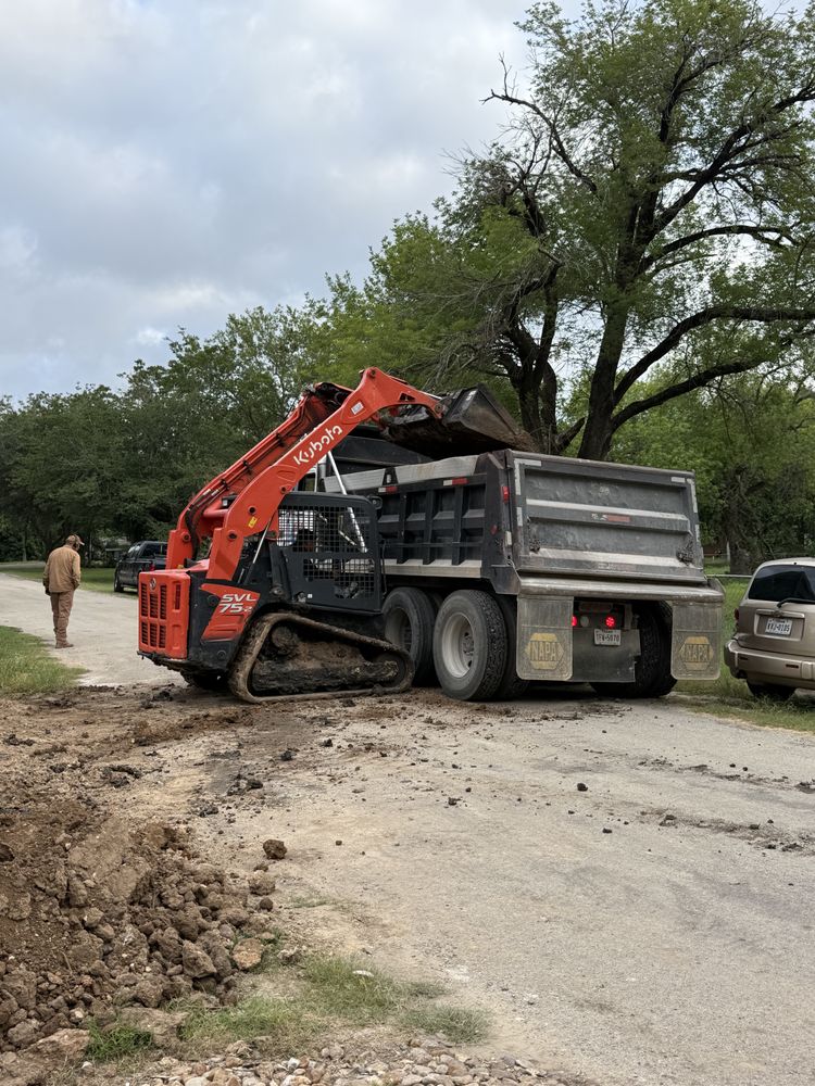 All Photos for King Services in Seguin, TX