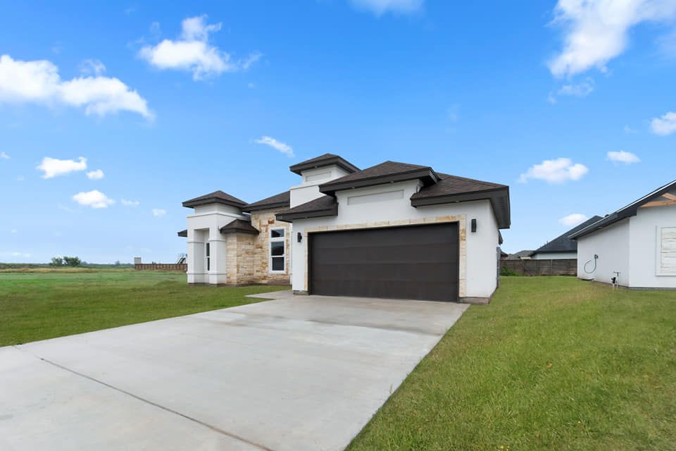 All Photos for MBR Homes in Edinburg, TX