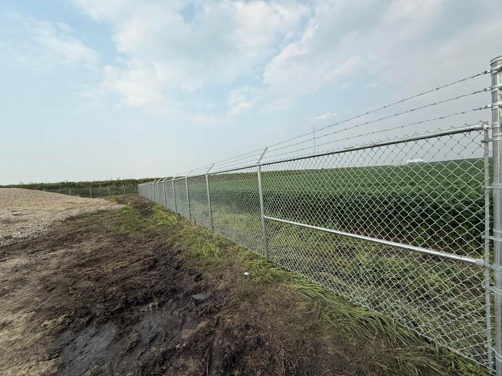 All Photos for Illinois Fence & outdoor co. in Kewanee, Illinois