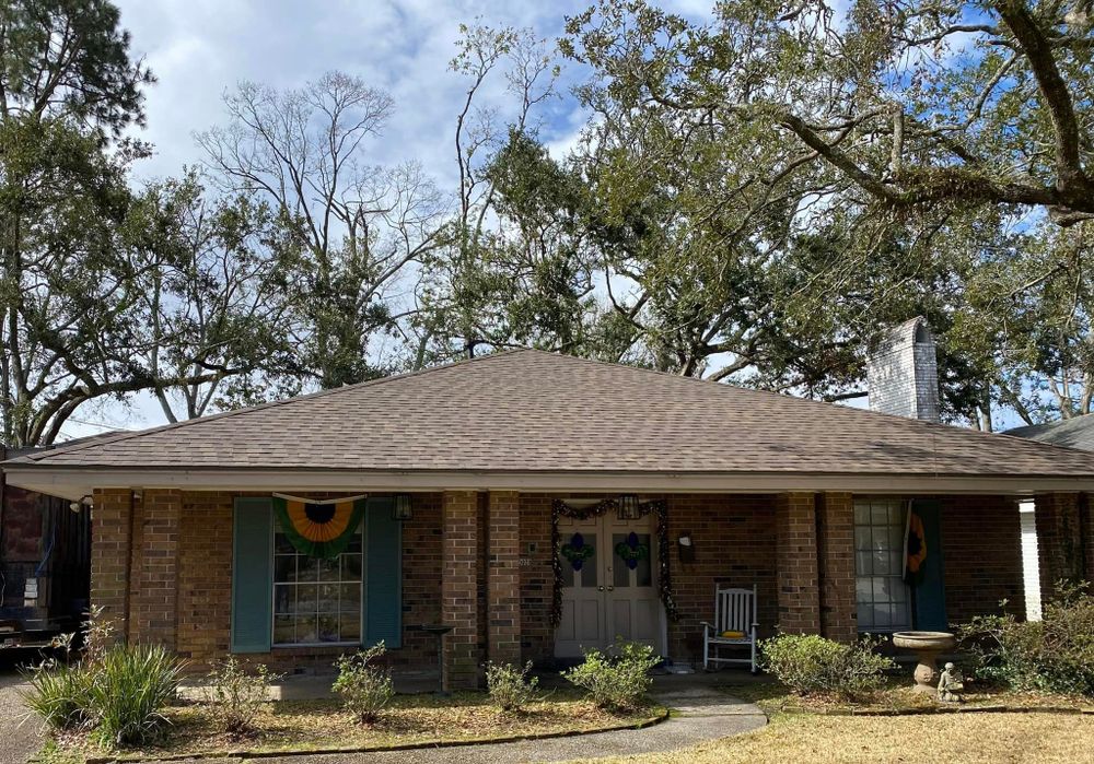 Roofing for Spectrum Roofing and Renovations in Metairie, LA