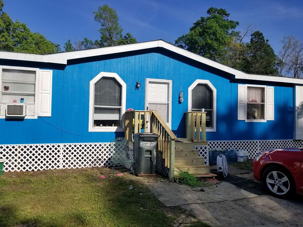 Transform your outdoor space with our expert deck and patio installation services. We design and build stylish, durable solutions tailored to enhance your home's aesthetic and increase its value. for Woodard's Handyman in The Villages, FL
